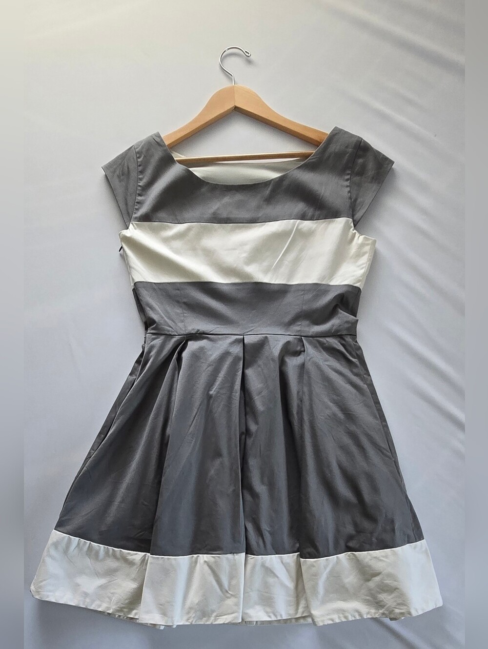 Kate Spade Color Block Adette Dress In Gray And White Size 6